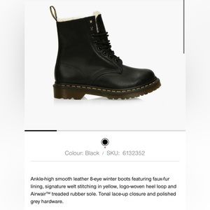 Dr. martens 1460 Serena fur lined lace up boots - size 9